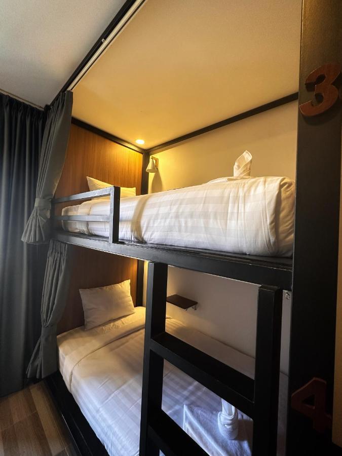Monsoon Riverside Hotel Пном Пен Екстериор снимка