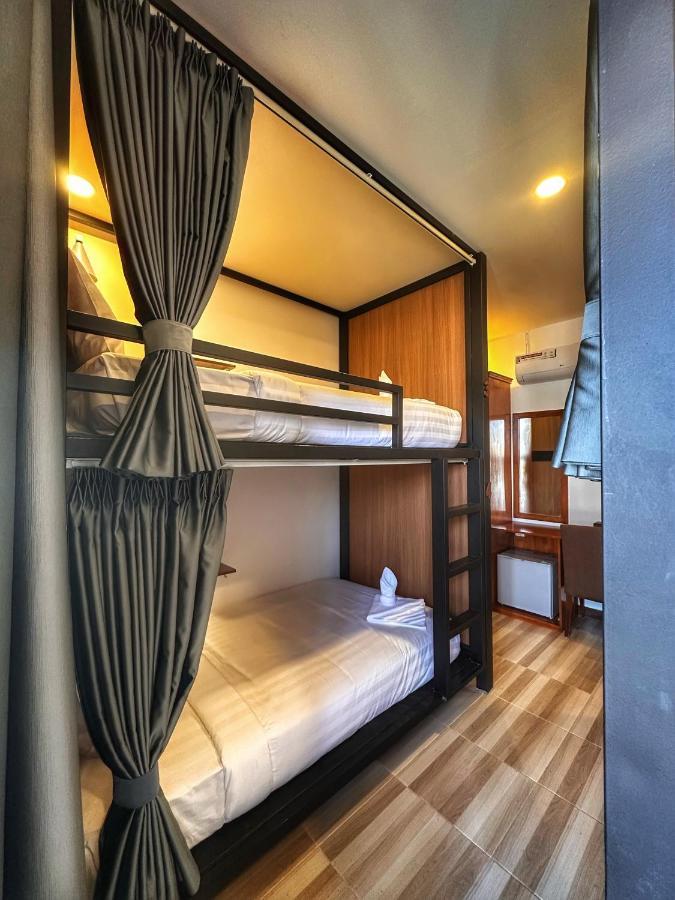 Monsoon Riverside Hotel Пном Пен Екстериор снимка
