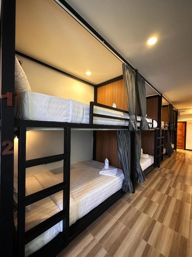 Monsoon Riverside Hotel Пном Пен Екстериор снимка